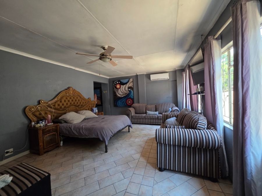 4 Bedroom Property for Sale in Olifantsnek North West